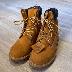 Timberlands Tan Leather Boots